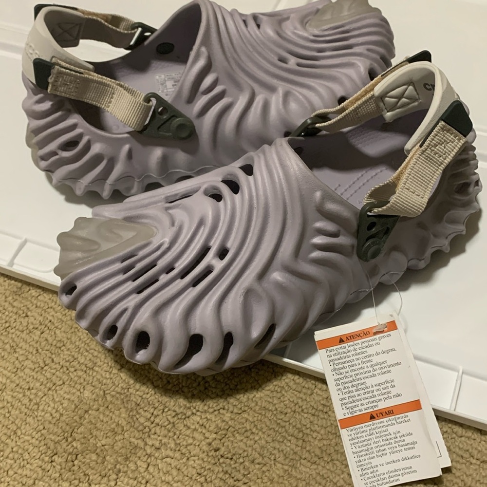 - Size 7M/8.5W - Crocs Pollex Clog by Salehe Bembury Urchin 207393-5PS